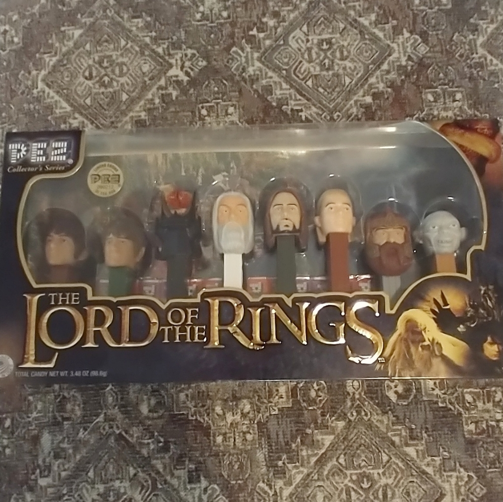 Lord of the Rings Pez dispenser figures. Nib sealed 2011 retired collection
